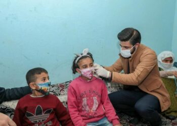 Tarif edilemez mutluluk! 8 yaşındaki kız ilk kez duydu