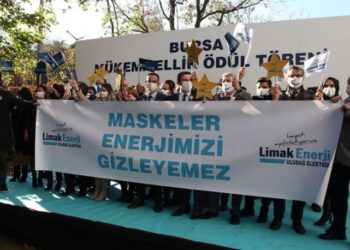Bursa’dan Mükemmellik Başarı Ödülü aldı