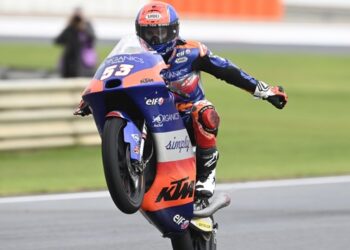 Milli motosikletçi Deniz Öncü İspanya’da 6. oldu