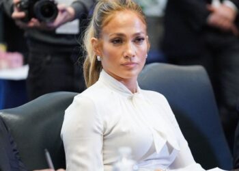 Jennifer Lopez’den Mevlana paylaşımı