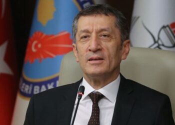 Bakan Selçuk’tan görme engelli öğrencilere güzel haber