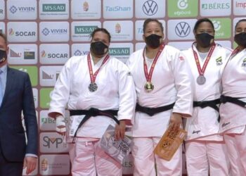 Kayra Sayit’ten altın madalya