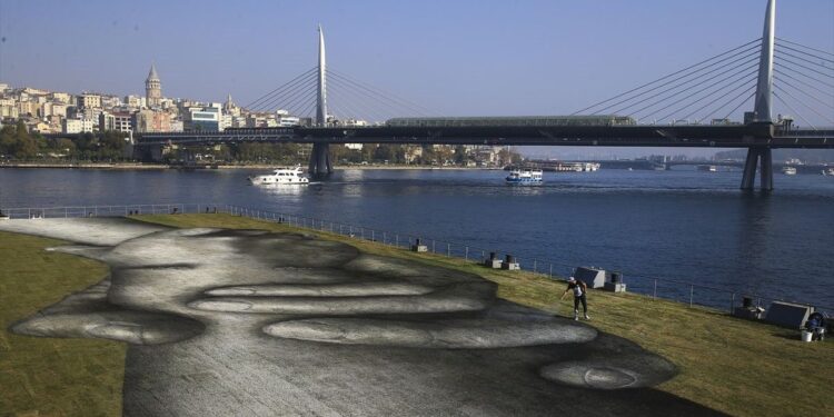 Dünyanın en büyük insan zinciri İstanbul’dan geçiyor