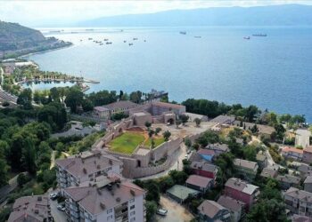 1400 yıllık Hereke Kalesi turizme kazandırılıyor