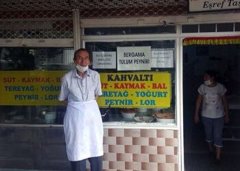 90 yaşındaki Eşref Taşkın 68 yıldır kahvaltı menüsü hazırlıyor