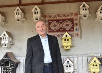 Kuşların müteahhidi 30 yıldır yuva üretiyor
