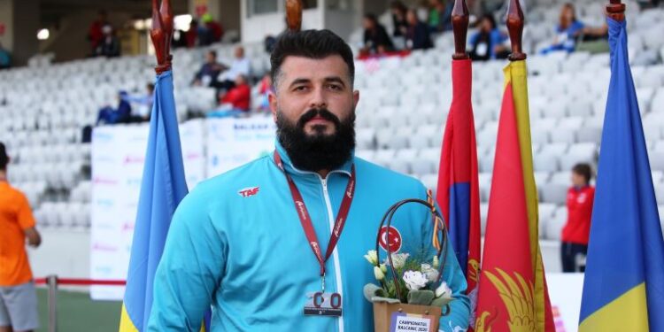 Özkan Baltacı’dan gümüş madalya