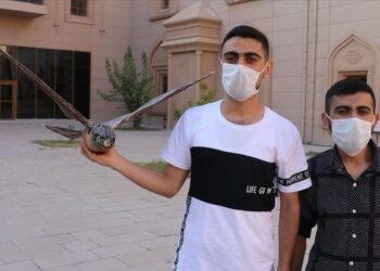 Ağrı’daki üniversite öğrencilerinin ürettiği ‘robot kuş’ TEKNOFEST’te sergilenecek