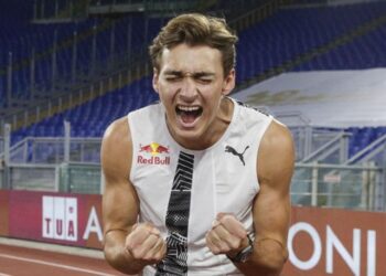 Sırıkla atlamada dünya rekoru