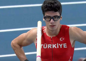 Ersu Şaşma, Türkiye’ye sırıkla atlamada ilk Avrupa şampiyonluğunu kazandırdı