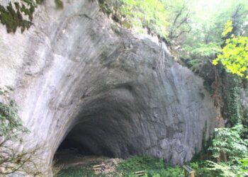 Dünyanın en derin dördüncü mağarasında adrenalin, korku, heyecan aynı anda yaşanıyor
