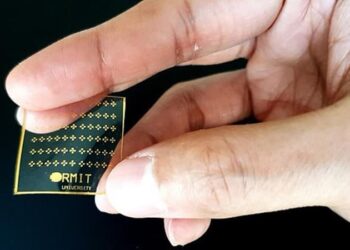 Acıya insan derisiyle aynı tepkiyi veren elektronik cilt geliştirildi