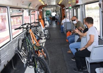 O ilde bir ilk daha: Bisiklet tramvayı