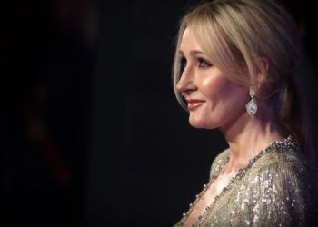J.K. Rowling’in çocukları için yazdığı Ickabog ücretsiz erişime açılıyor