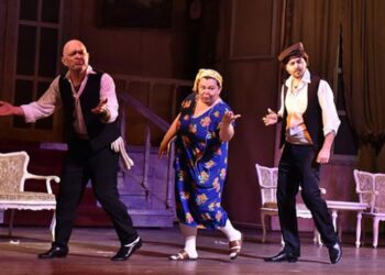 ‘Lüküs Hayat’ kadınlar için sahnelendi