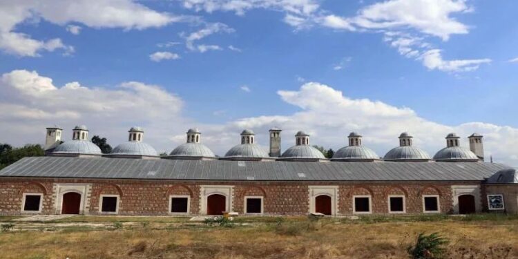 Fatih’in fethe çıktığı Edirne Sarayı ziyarete açılıyor