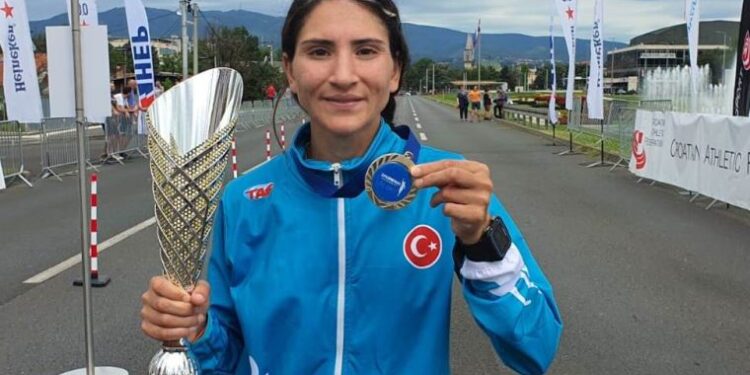 Balkan Yarı Maratonu’nda milli atletlerden 5 madalya