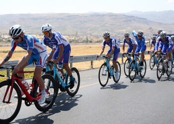 Rusya Bisiklet Milli Takımı Erciyes’te güç depoluyor