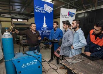 Meslek Fabrikası üç yılda 807 kişiyi iş sahibi yaptı