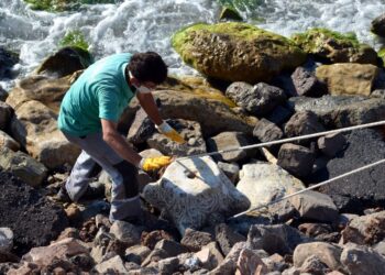 Deniz kenarında tarihi eser bulundu