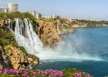 Düden ve Çağlayan Şelalesi ile Santa Harabeleri ‘doğal sit-nitelikli doğal koruma alanı’ olarak tescillendi