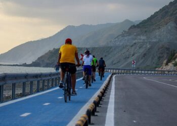 Hatay’da deniz ile dağ arasında 26 kilometrelik bisiklet yolu