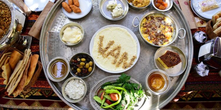 Van kahvaltısına Coğrafi İşaret Tescil Belgesi verildi