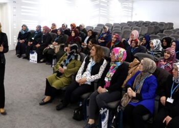 Belediye ve üniversitenin ortak projesi: Anne Üniversitesi