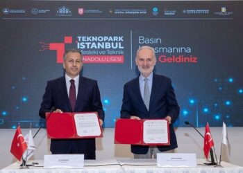 İstanbul’da Türkiye’nin ilk ‘siber güvenlik’ lisesi açıldı