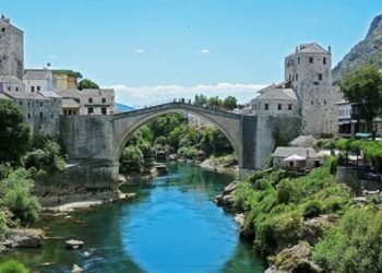 Mostar Köprüsü’nün yeniden açılışının 16. yılı