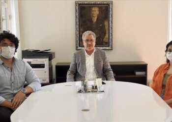 Ege Üniversiteli mühendislik öğrencilerinden yerli PCR test cihazı projesi