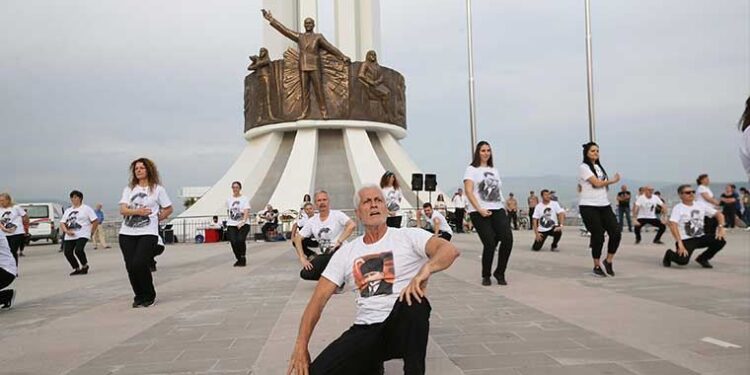 Karşıyaka’da zeybek bilmeyen kalmayacak