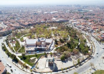 Selçuklu ve Osmanlı Dönemine ait eserler restore ediliyor