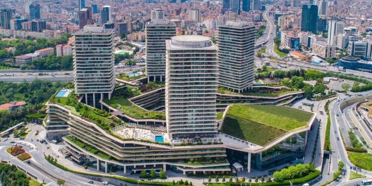 Avrupa’nın en iyi şehir oteli seçildi