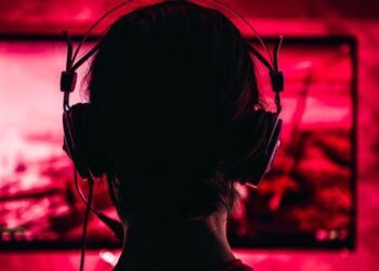 Mühendis genç girişimciler oyun ihraç etmeyi hedefliyor