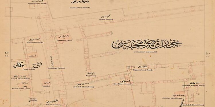 Eski İzmir’e ışık tutan harita dijital arşivde