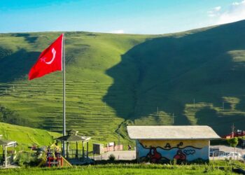 Atatürk’ün Ardahan’da yansıyan silueti görülmeye başlandı