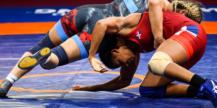 Milli güreşçiler Bulgaristan’da birer gümüş ve bronz madalya daha kazandı