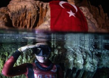 Şahika Ercümen, Sudaki Yaşam Savunucusu seçildi!