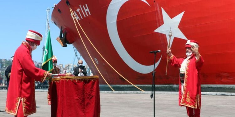 Fatih Mehter ile demir attı