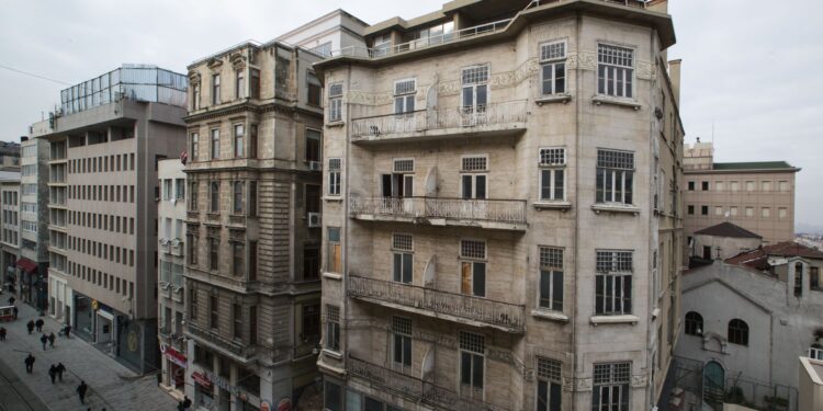 İş Bankası’nın tarihi binası müze oluyor