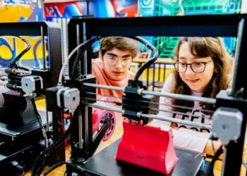 Gençler hayallerini tasarlıyor