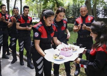 İki hastalıkla mücadele eden Elif’in hayali polislik gerçek oldu