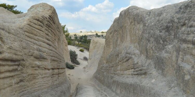 ‘Antik Yol’un gizemli izleri…