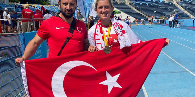 Fatma Damla Altın, Dünya Para Atletizm Şampiyonası’nda şampiyon oldu