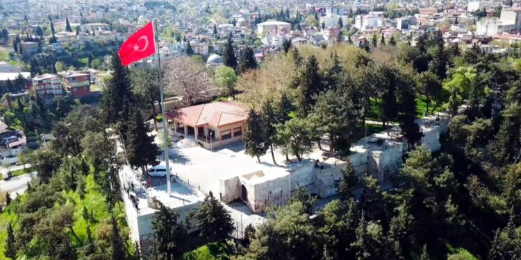 Tarihi Maraş Kalesi, bayram sonrası ziyarete açılıyor
