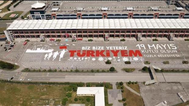 19 Mayıs’ta gençlerden rekor:  Dünyanın en büyük resmini çizdiler