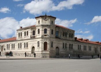 Sivas’ta tarihi yapılar hayat buluyor