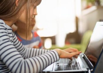 Yaz sonuna kadar 10 bin çocuk kodlama öğrenecek