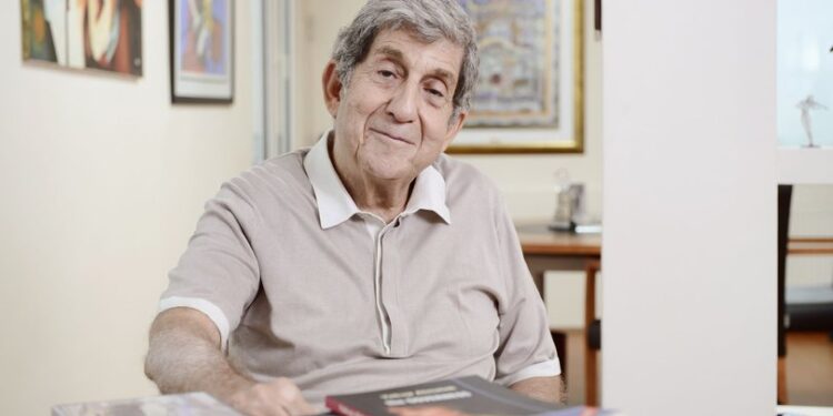 Broadway’e hazırlanıyor